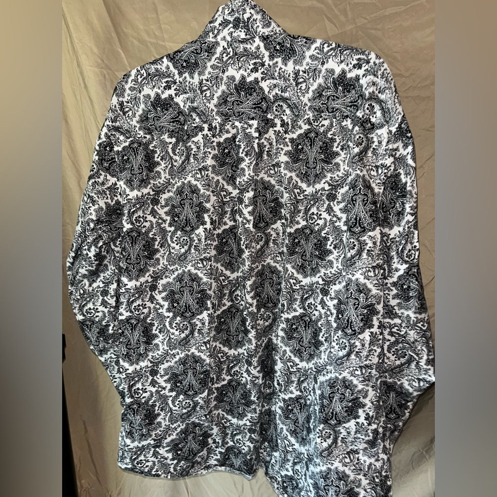 Cinch Button Up - Picture 2 of 2